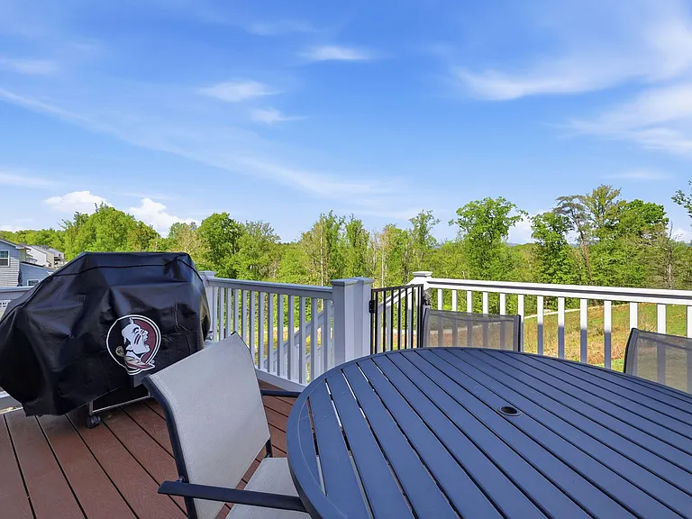 4435 Sunset Dr — Photo 43