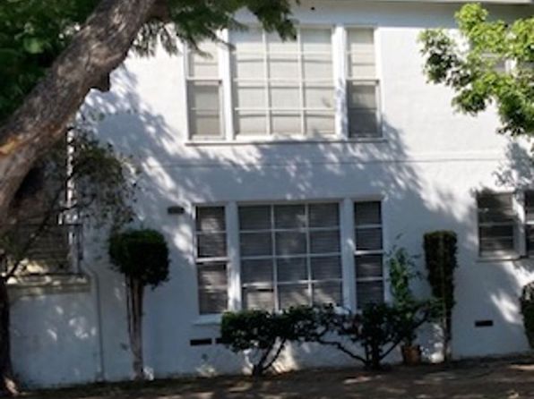 785 Temple Ave APT 3