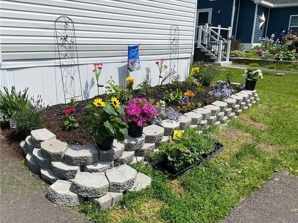 22 Ivy Ln, Blossvale, NY 13308