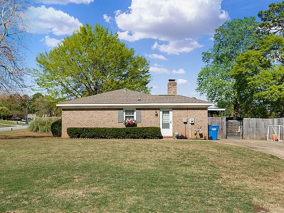 4th image of 7602 Northfield Dr
