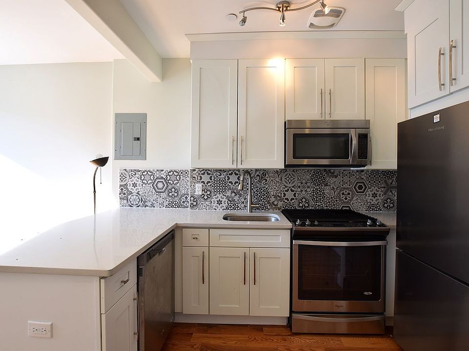 1st image of 337 Herkimer St #1B