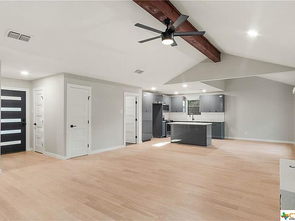 3rd image of 1706 Pecos Ave