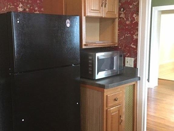 3rd image of 12 Buell St