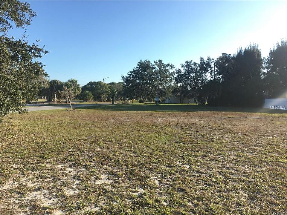 1st image of Poincianna Dr