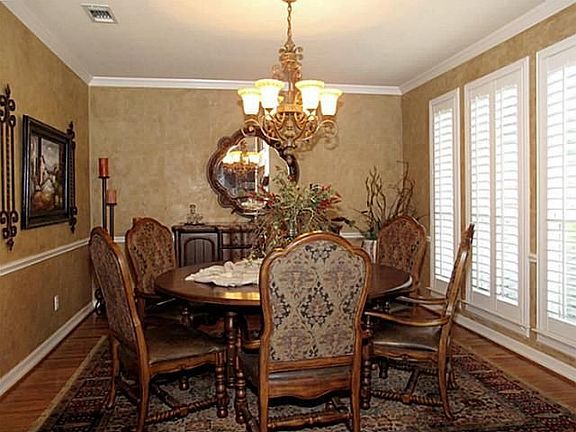 4th image of 4109 Beacon Hill Ct