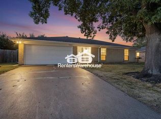 7505 Ridgeway Ave, North Richland Hills, TX 76182