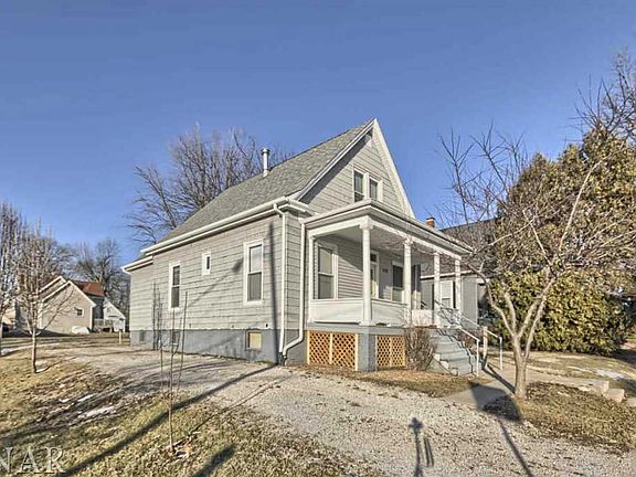 2nd image of 1113 W Oakland Ave