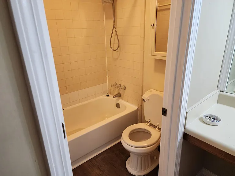 1955 Indian Trail Lilburn Rd #404 — Photo 15