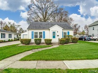 742 N Cherry St, Paulding, OH 45879