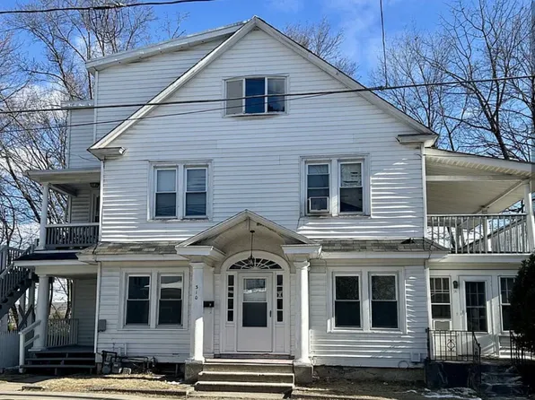 310 N 5th St APT 2B, Stroudsburg, PA 18360