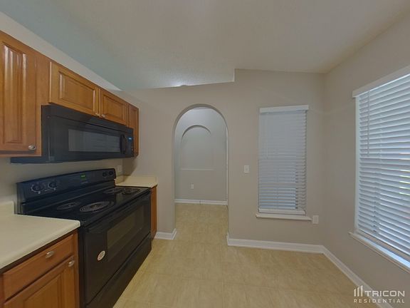 4th image of 3869 Arborvitae Way