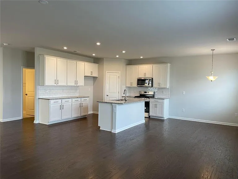 632 Blue Ash Ct — Photo 8