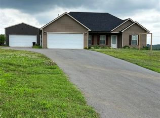 3838 Claypool Alvaton Rd, Bowling Green, KY 42103