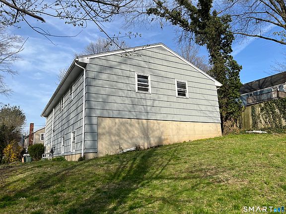 5th image of 27 Plateau Avenue