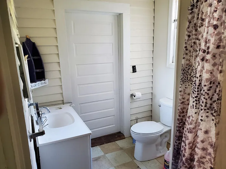 2328 Cottage Ave #A — Photo 15