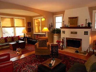 4th image of 18 Walbrooke Ave