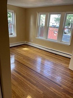 2nd image of 77 Green St APT 2