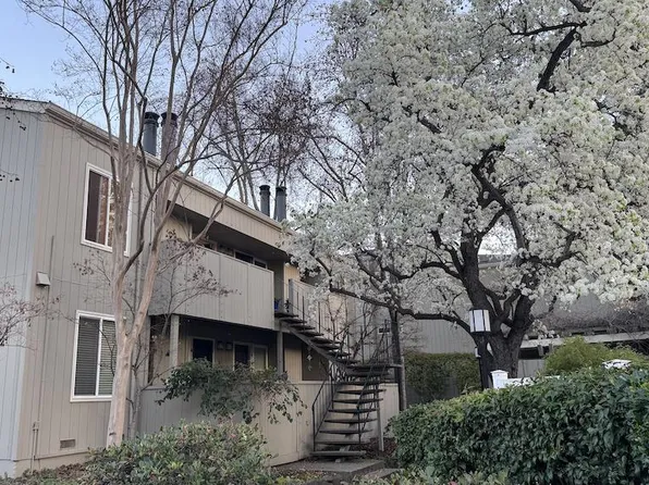 913 Apricot Ave APT B, Campbell, CA 95008