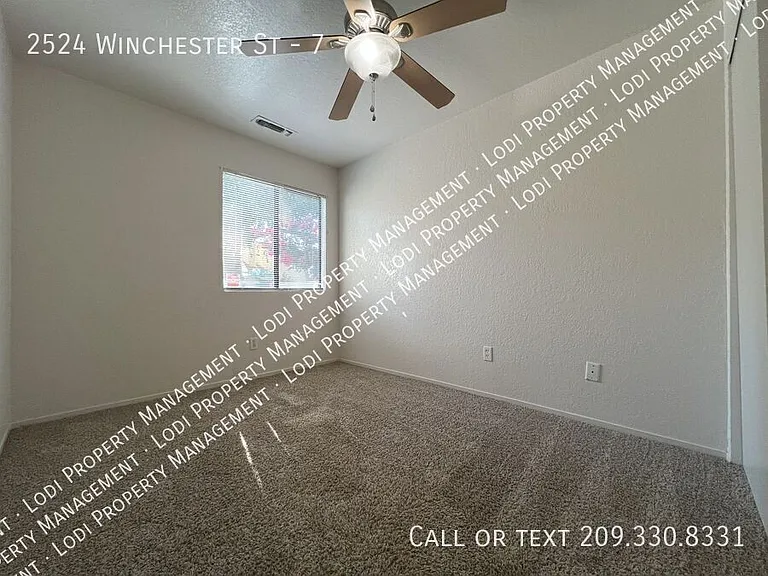 2524 Winchester St #7 — Photo 9