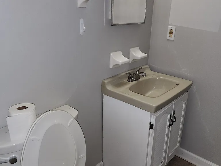5912 Starcrest Dr — Photo 14
