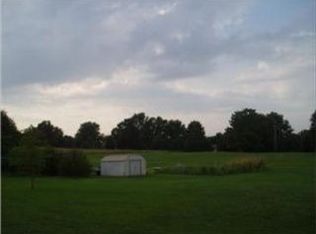 1522 S 102nd St, Edwardsville, KS 66111