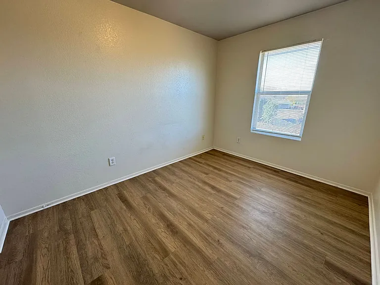 1709 Kylie Circle — Photo 17