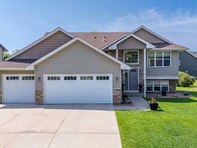 4882 87th St NE, Monticello, MN, 55362