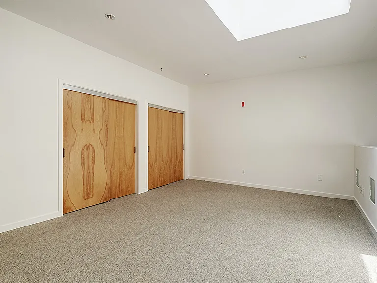 1233 Howard St #3C — Photo 20