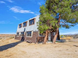 19765 Rox Rd, Apple Valley, CA 92308