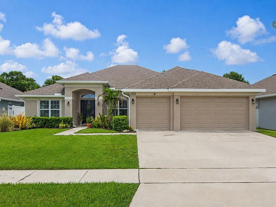 1st image of 8332 Amalfi Circle