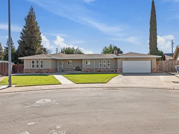 2301 Jordanollo St, Escalon, CA 95320