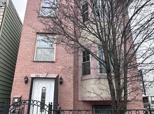 201 Halladay St Floor 2, Jersey City, NJ 07304