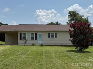 4072 Beach Rd, Hudson, NC 28638