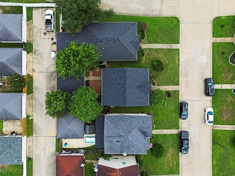 20729 Patriot Park Ln — Photo 32