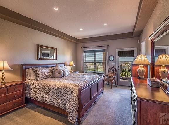4th image of 3737 Augusta Ln