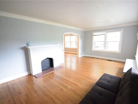 3rd image of 4955 Virginia Ave