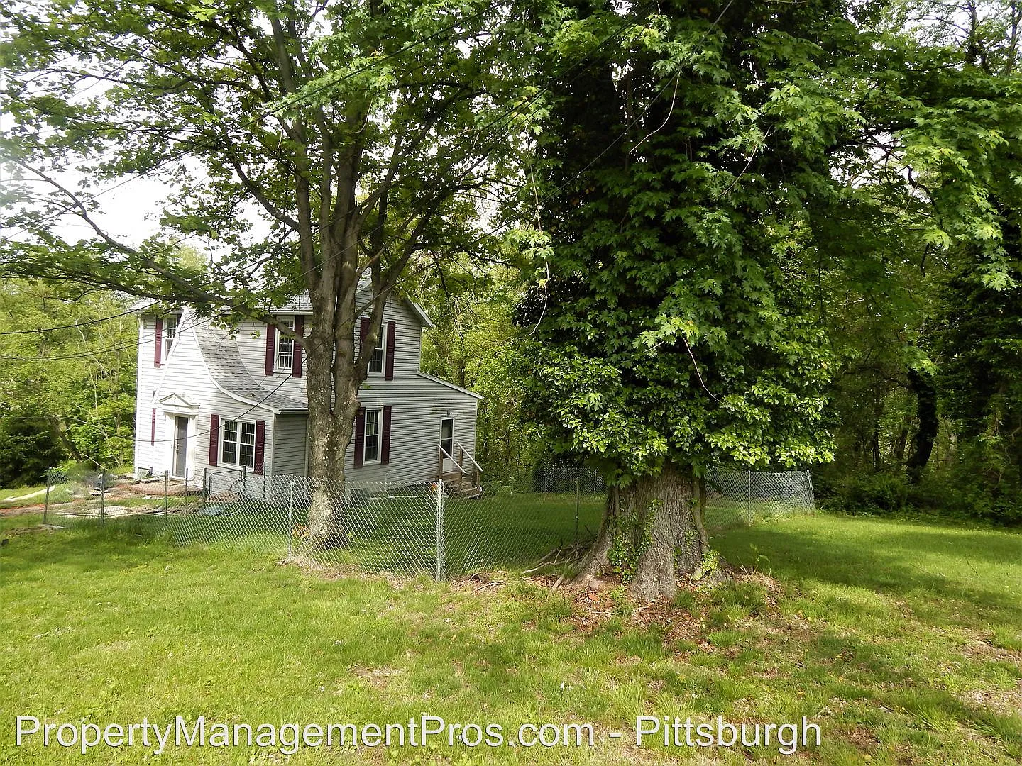 206 Cypress St photo 1