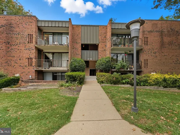 4408 Island Pl APT 202, Annandale, VA 22003