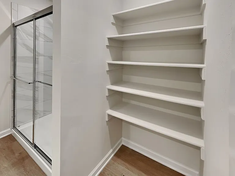 6101 Green Meadow Ln — Photo 11