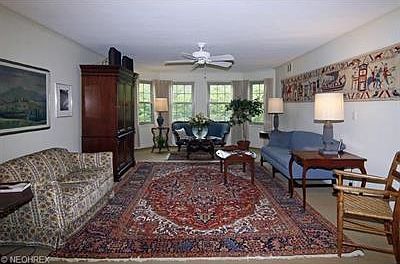 3rd image of 13600 Shaker Blvd APT 406