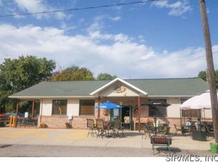101 E Main St, Saint Jacob, IL 62281