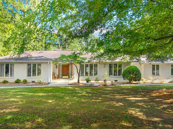 3303 Stoneybrook Dr, Durham, NC 27705