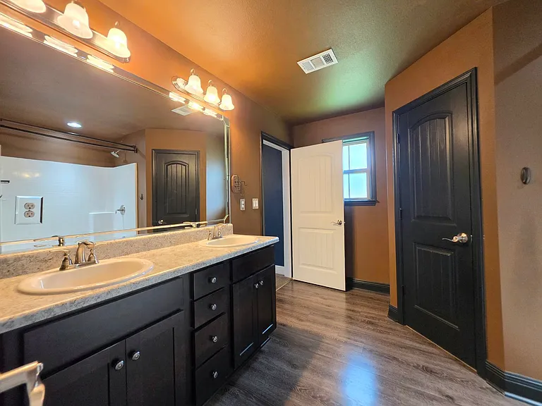 14645 Birkdale Dr — Photo 29