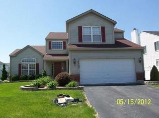 16532 Coventry Ln, Crest Hill, IL 60403