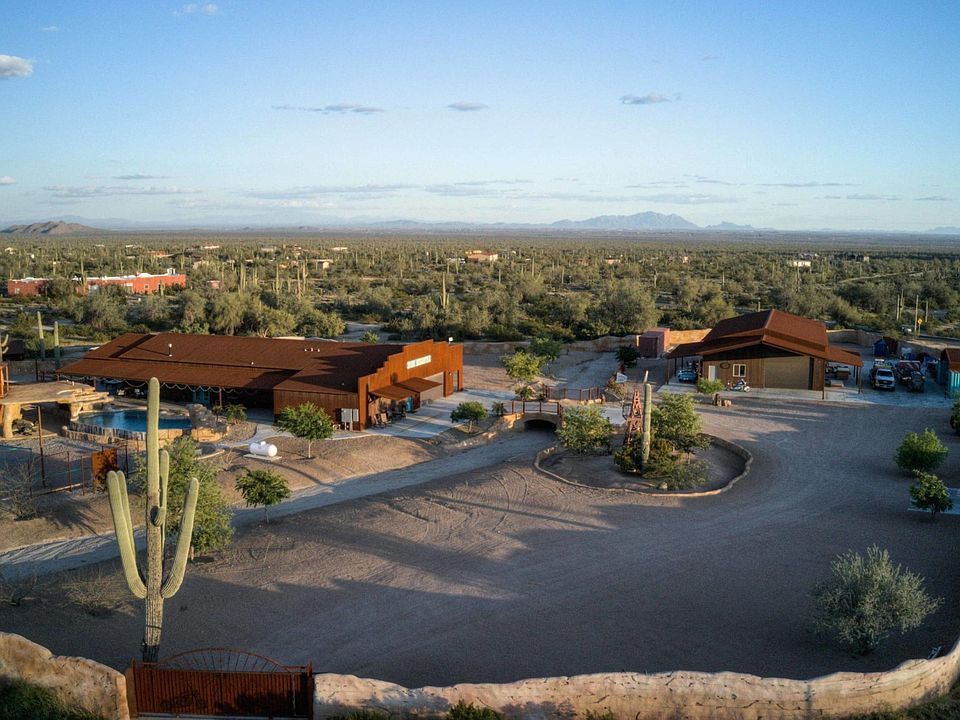 Aerial view of Property