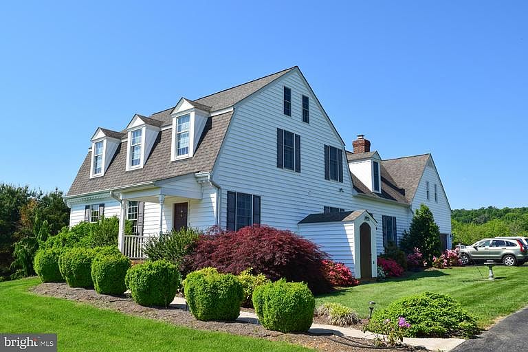1st image of 5314 Hollow Tree Ln
