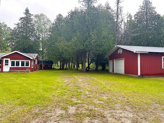 4th image of 4065 N Saint Martins Point