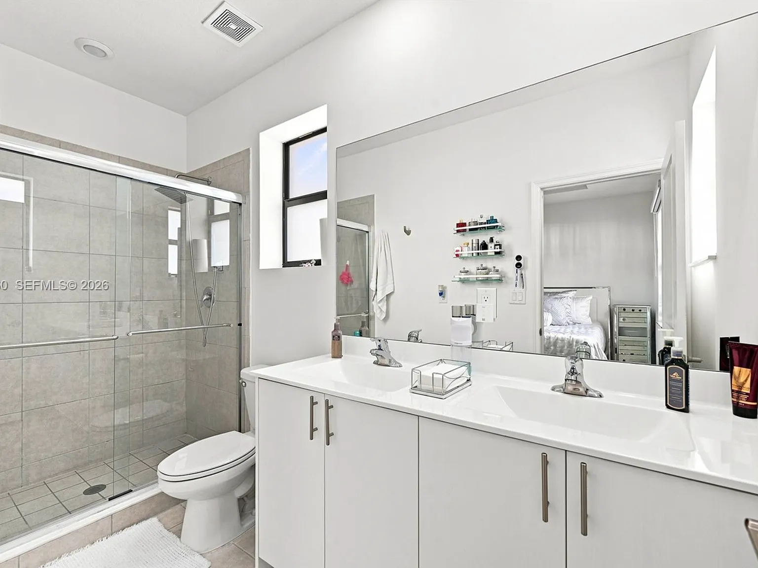 3 bed, 1328 sqft, $3,000 — Photo 2