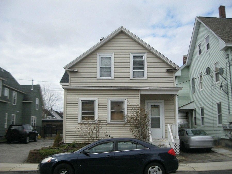 1st image of 97 Pine St
