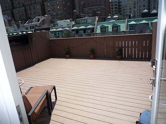 2nd image of 53 W 74th St APT 4F